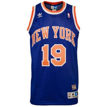 Load image into Gallery viewer, 19 - Mens New York Knicks Willis Reed adidas Blue Hardwood Classics Soul Swingman Throwback Jersey - Blue